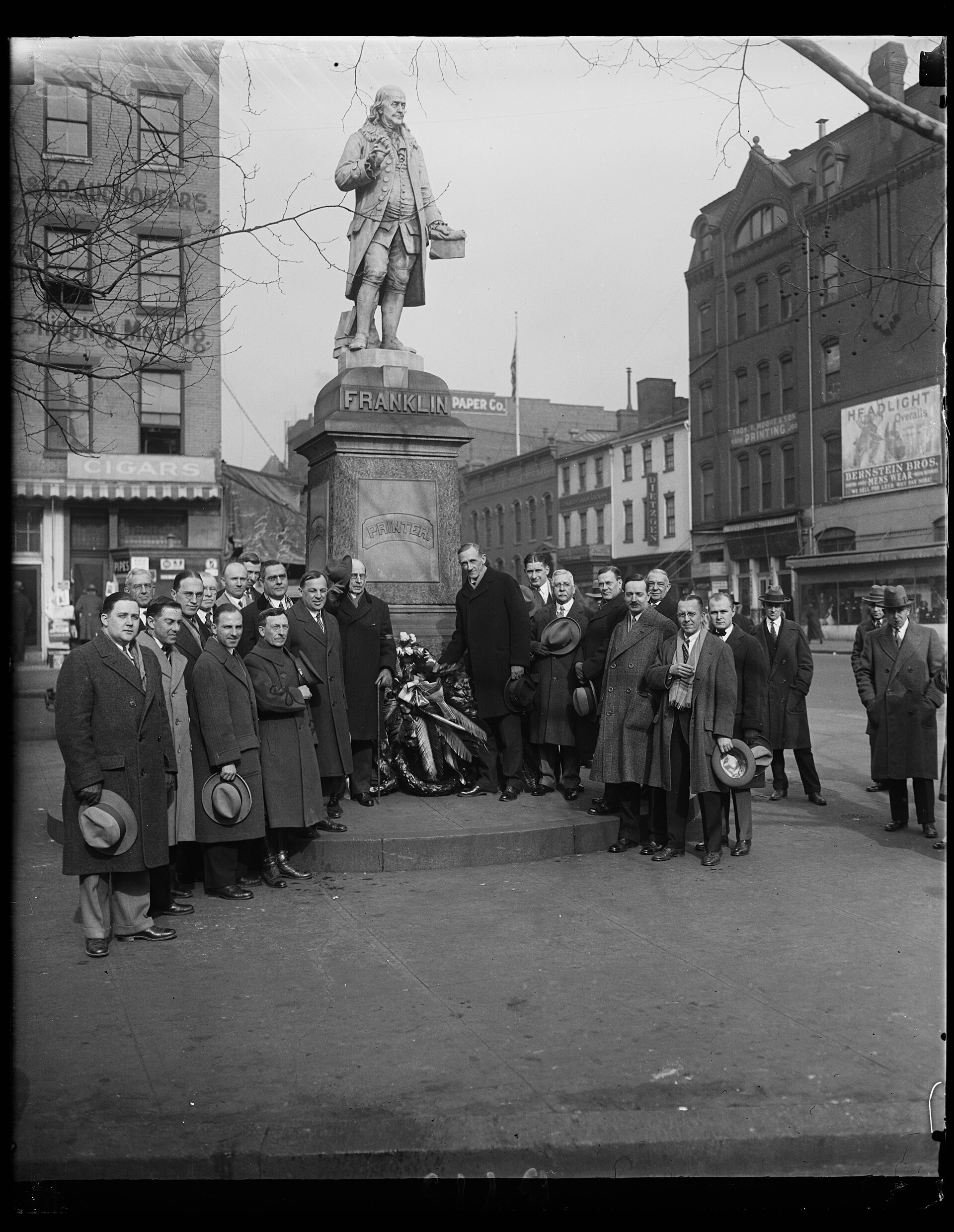 Statue of Benjamin Franklin.