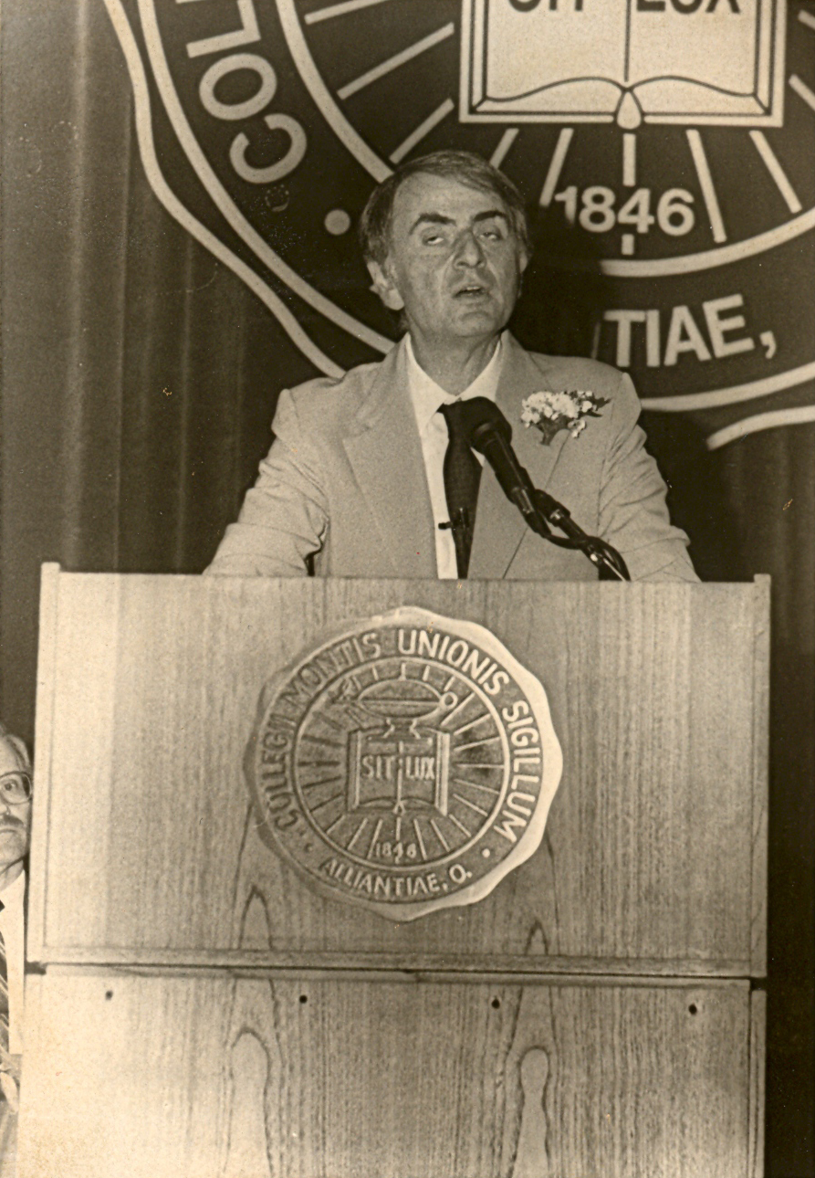 A portrait of Carl Sagan, scientist and author. — University of Mount Union, CC BY 2.0 (Wikimedia Commons)