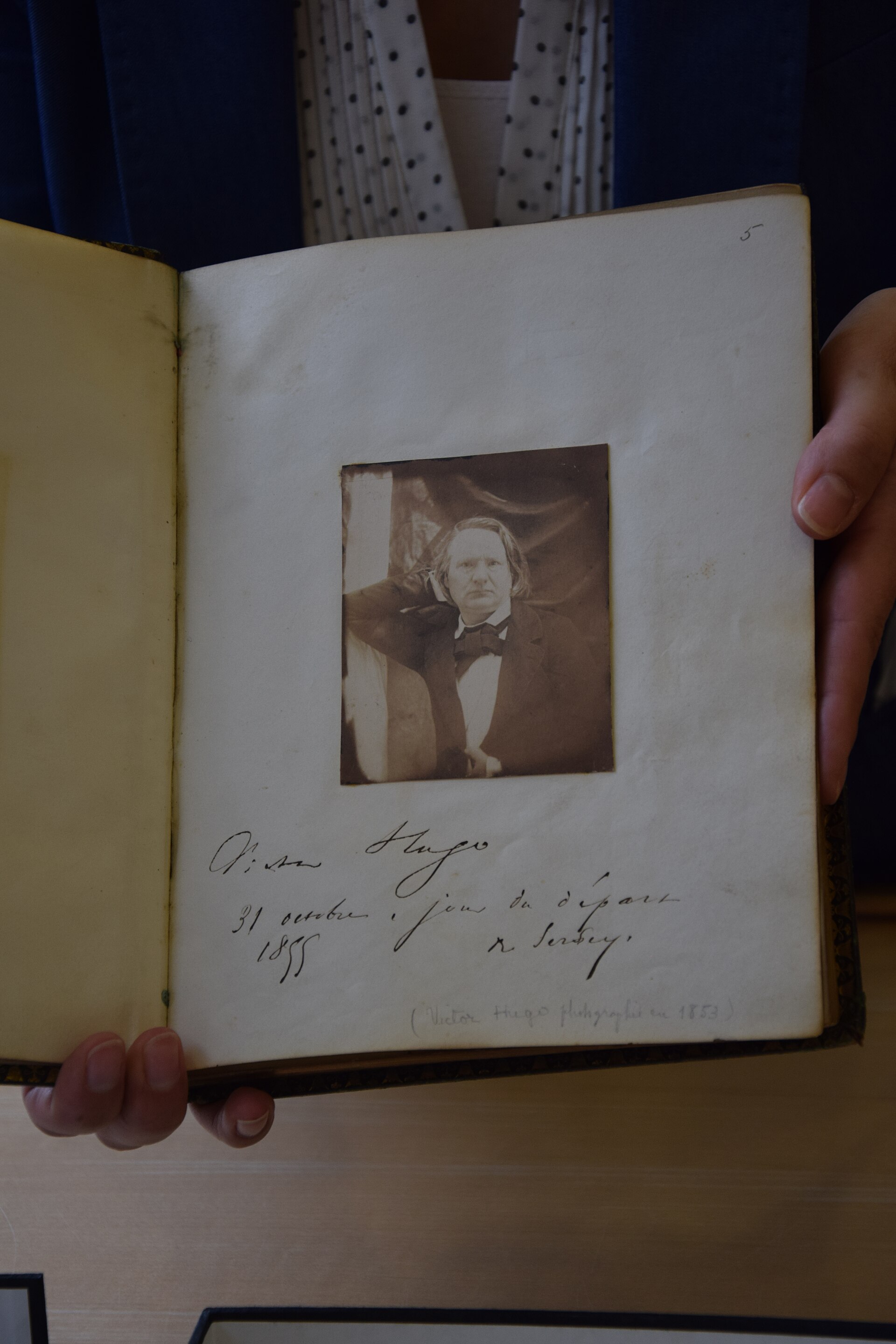 Photographic portrait of Victor Hugo, from the Asplet family album. — Chatsam, CC BY-SA 3.0 (Wikimedia Commons)