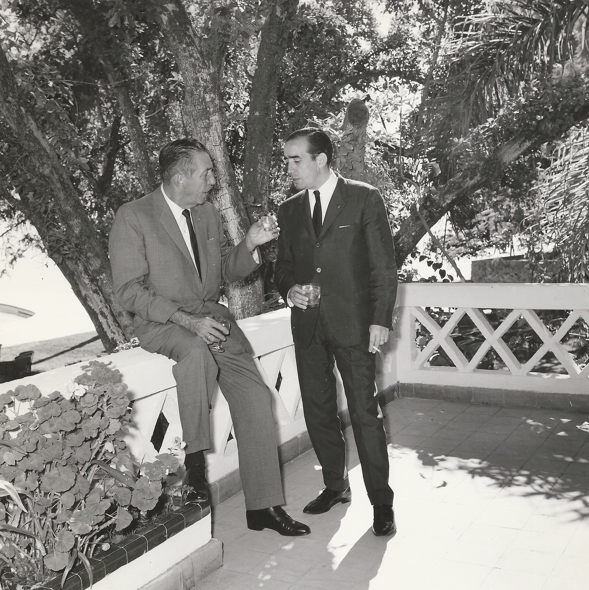 Walt Disney with hotelier César Balsa. — Carmen Balsa, CC BY-SA 3.0 (Wikimedia Commons)